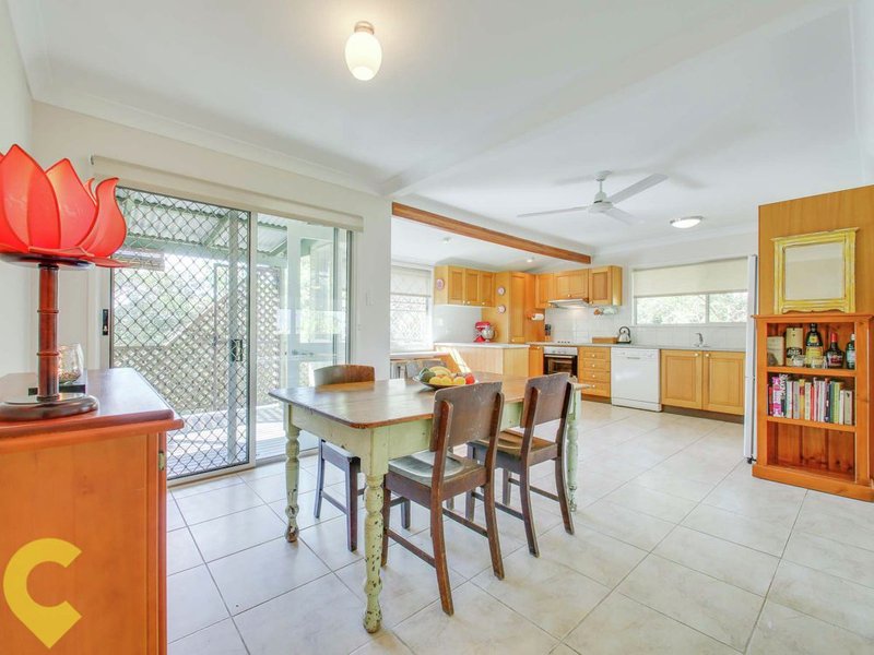 Photo - 150 Plucks Road, Arana Hills QLD 4054 - Image 4