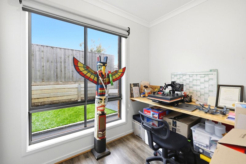 Photo - 150 Stonehill Drive, Maddingley VIC 3340 - Image 11