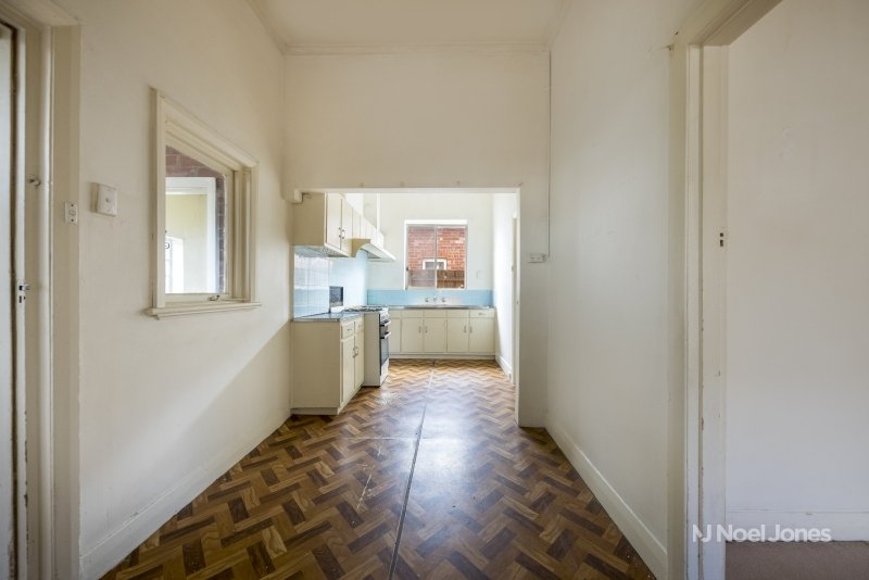 Photo - 150 The Avenue, Coburg VIC 3058 - Image 6