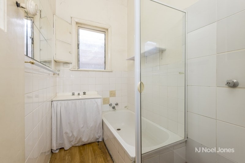 Photo - 150 The Avenue, Coburg VIC 3058 - Image 10