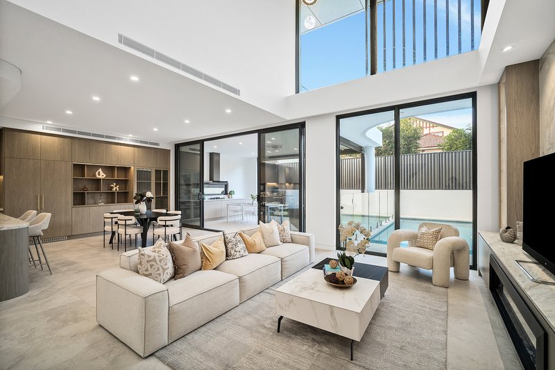 Photo - 150 West Street, South Hurstville NSW 2221 - Image 2