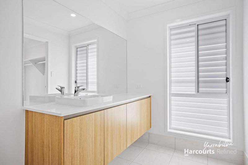 Photo - 1/50 Yellowstone Circuit, Yarrabilba QLD 4207 - Image 13