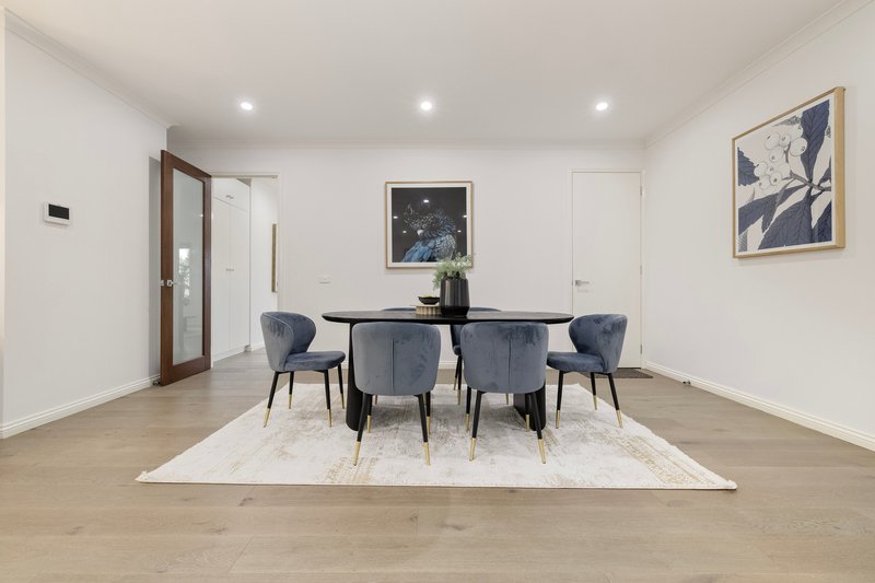 Photo - 1/500 High Street Road, Mount Waverley VIC 3149 - Image 9