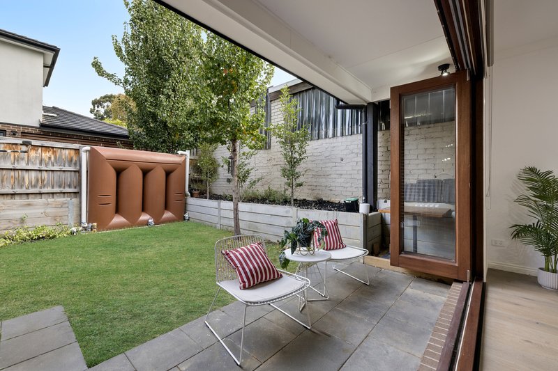 Photo - 1/500 High Street Road, Mount Waverley VIC 3149 - Image 19