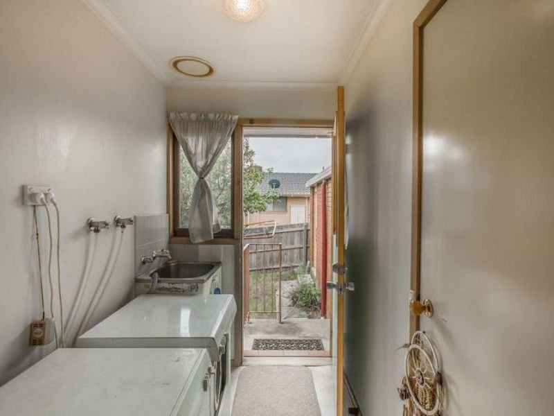 Photo - 1/501 Middleborough Road, Box Hill North VIC 3129 - Image 7