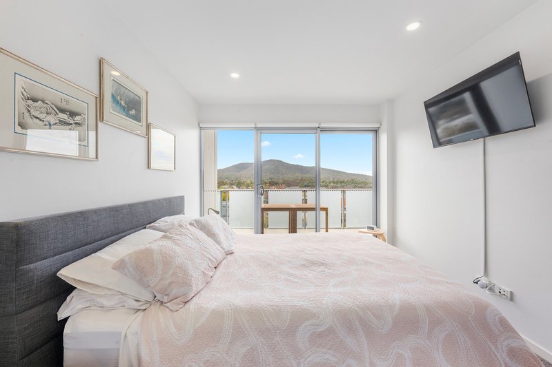 Photo - 150/10 Ipima Street, Braddon ACT 2612 - Image 17