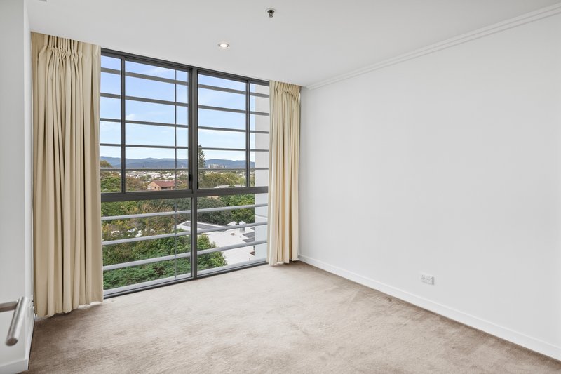 Photo - 1501/33 T E Peters Drive, Broadbeach Waters QLD 4218 - Image 20