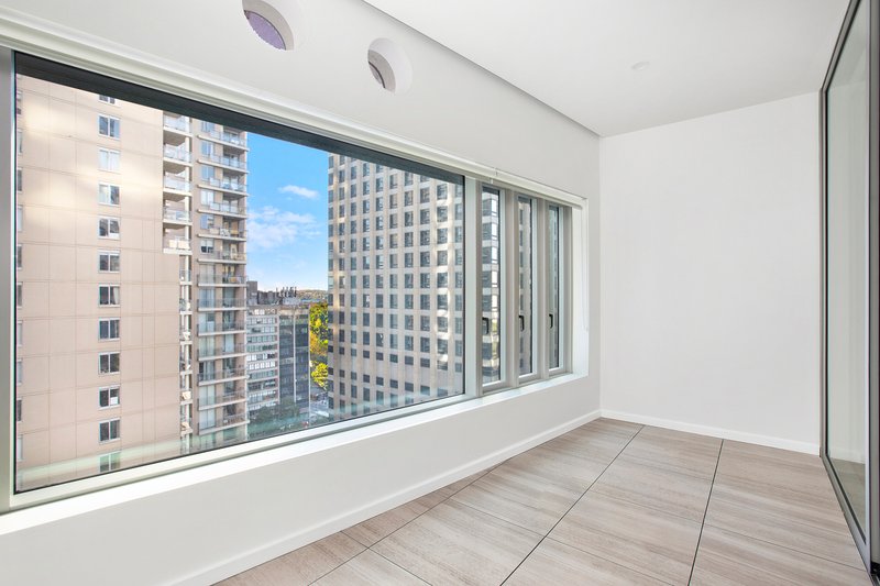 Photo - 1502/116 Bathurst Street, Sydney NSW 2000 - Image 6
