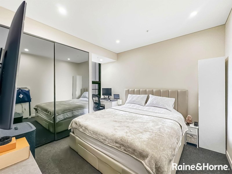 Photo - 1502/12 Phillip Street, Parramatta NSW 2150 - Image 3