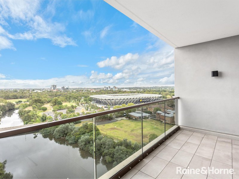 Photo - 1502/12 Phillip Street, Parramatta NSW 2150 - Image 6