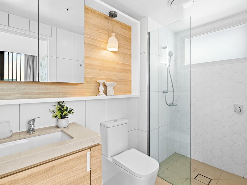 Photo - 1502/17 Deshon Street, Woolloongabba QLD 4102 - Image 11