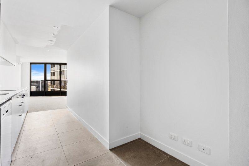 Photo - 1502/6 Furzer Street, Phillip ACT 2606 - Image 4