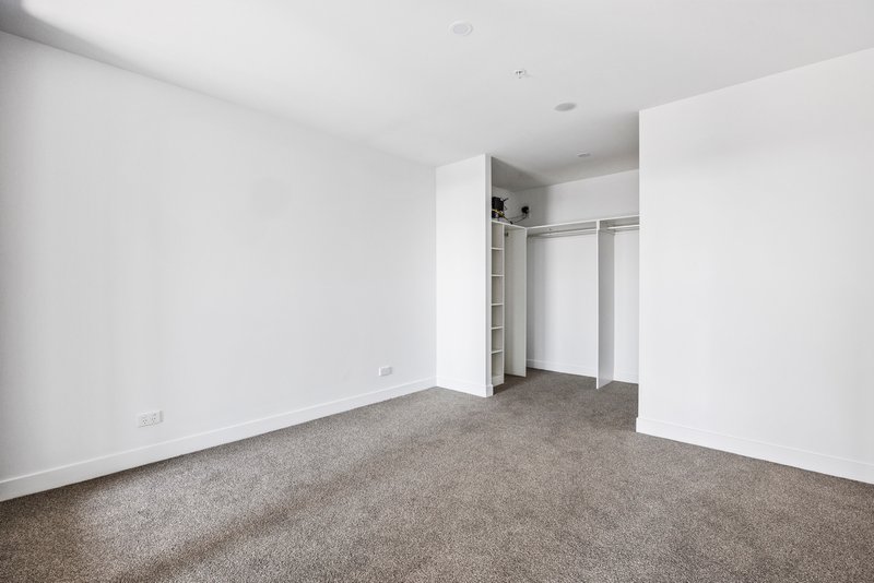 Photo - 1502/6 Furzer Street, Phillip ACT 2606 - Image 7