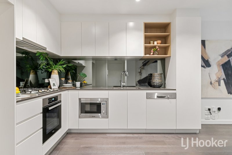 Photo - 1503/245 City Road, Southbank VIC 3006 - Image 3