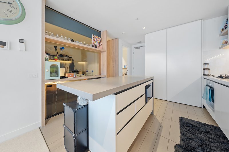 Photo - 1503/677 La Trobe Street, Docklands VIC 3008 - Image 3