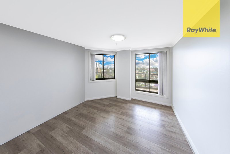 Photo - 1503/91b Bridge Road, Westmead NSW 2145 - Image 5
