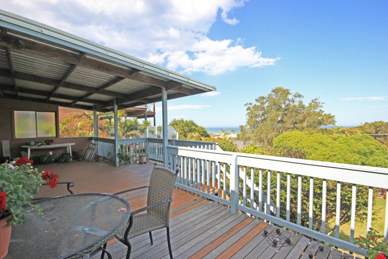 Photo - 1504 Ocean Drive, Lake Cathie NSW 2445 - Image 5