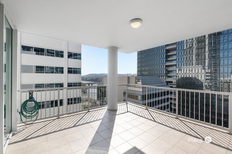 Photo - 1504/30 Tank Street, Brisbane City QLD 4000 - Image 6