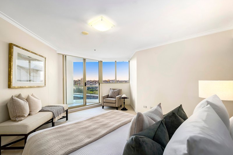 Photo - 1504/38 Alfred Street, Milsons Point NSW 2061 - Image 7