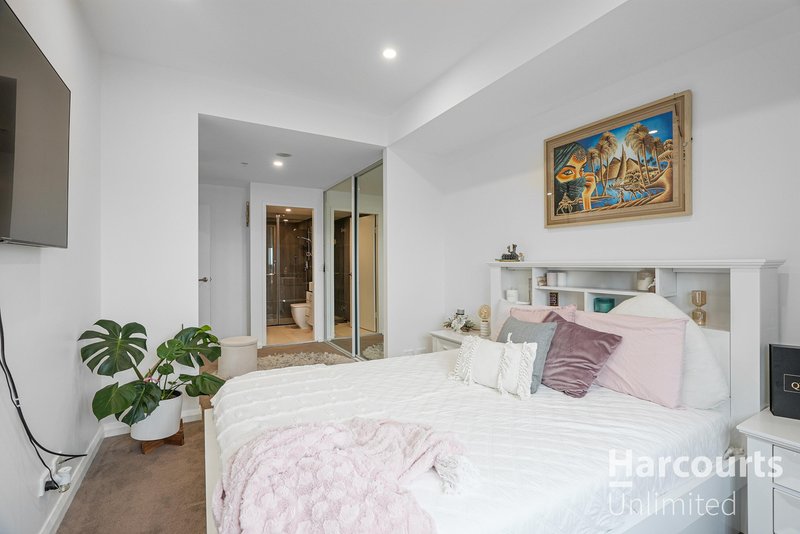 Photo - 1504/5 Second Avenue, Blacktown NSW 2148 - Image 8