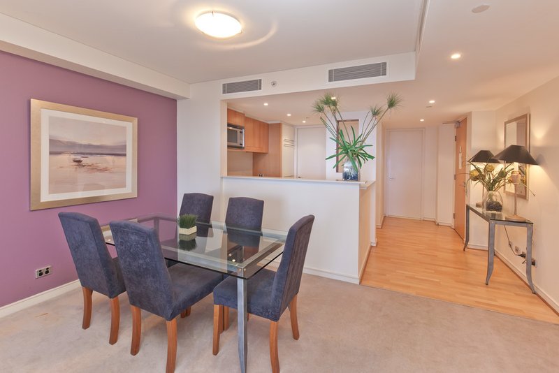 Photo - 1505/30 Glen Street, Milsons Point NSW 2061 - Image 3