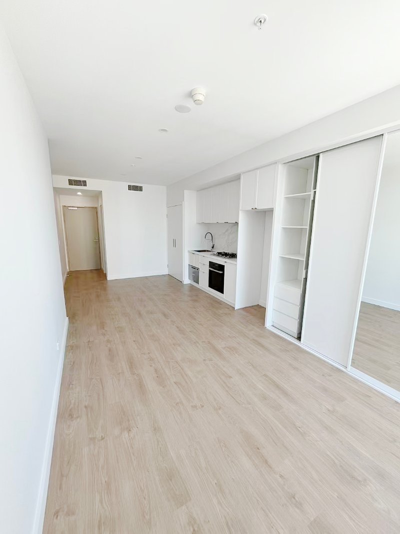 Photo - 1506/181 Waymouth Street, Adelaide SA 5000 - Image 2