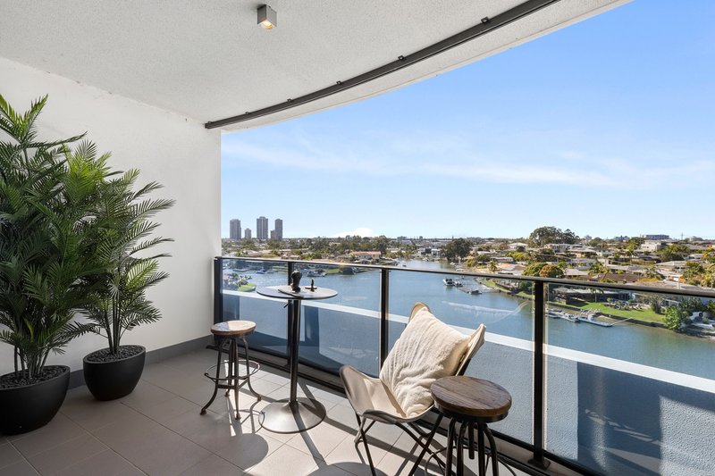 Photo - 1506/5 Harbourside Court, Biggera Waters QLD 4216 - Image 2