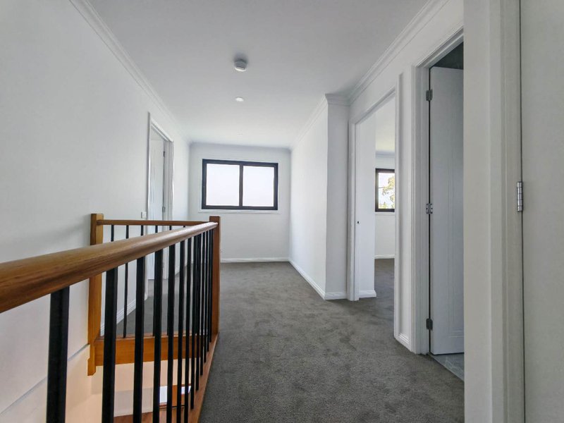 Photo - 1/507 Ferntree Gully Road, Glen Waverley VIC 3150 - Image 4