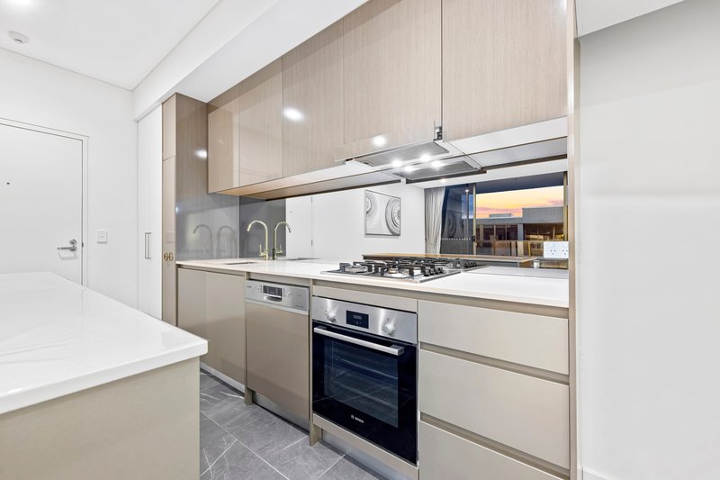 Photo - 15072/17 Amalfi Drive, Wentworth Point NSW 2127 - Image 4