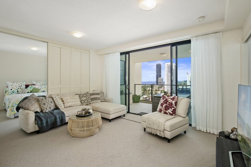 Photo - 1507/2685-2689 Gold Coast Highway, Broadbeach QLD 4218 - Image 4