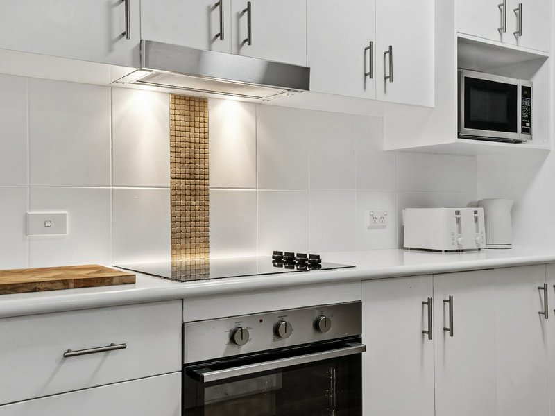 Photo - 1507/44-62 Clifton Road, Clifton Beach QLD 4879 - Image 8