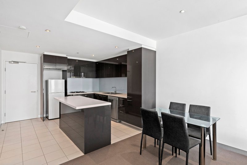 Photo - 1508/283 City Road, Southbank VIC 3006 - Image 3