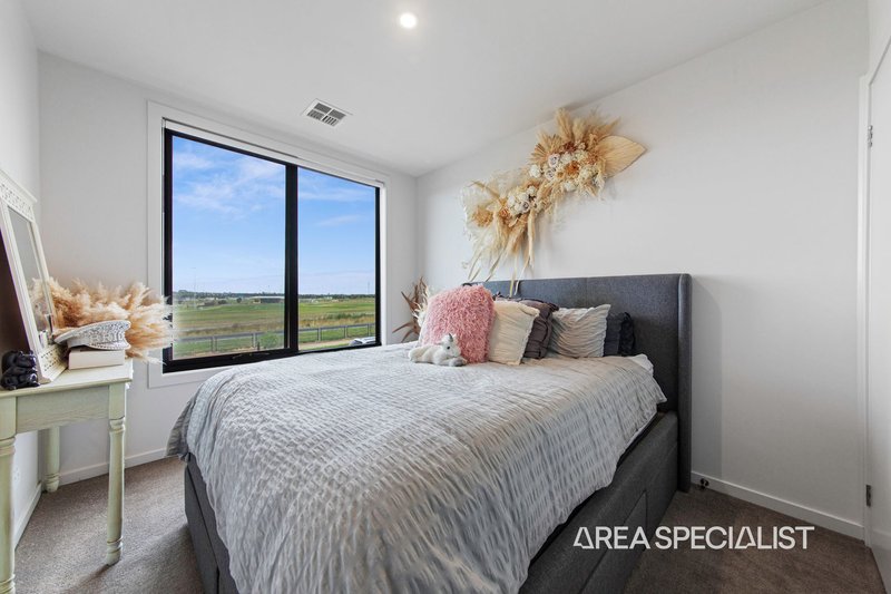 Photo - 150A Morison Road, Clyde VIC 3978 - Image 9