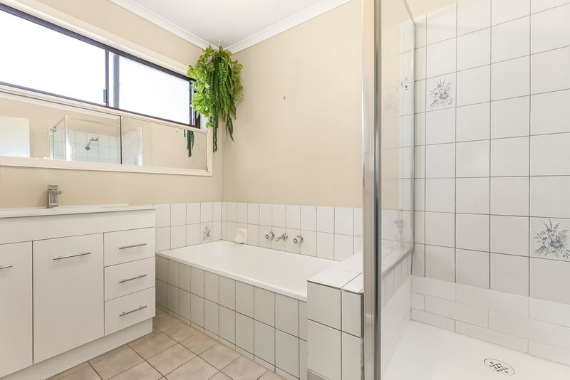 Photo - 15/1-3 Connolly Crescent, Bayswater North VIC 3153 - Image 7