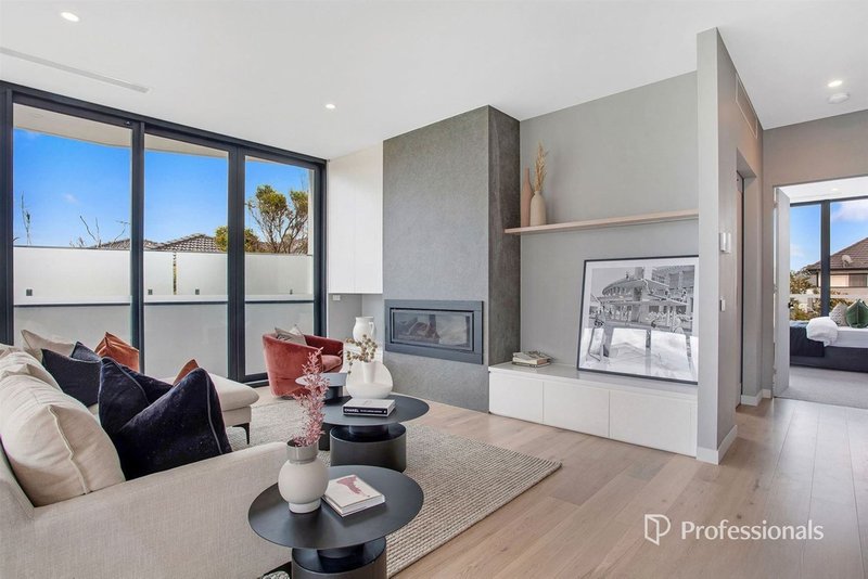 Photo - 1/51 Beach Road, Mentone VIC 3194 - Image 9