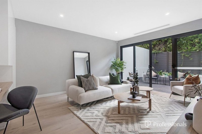 Photo - 1/51 Beach Road, Mentone VIC 3194 - Image 12