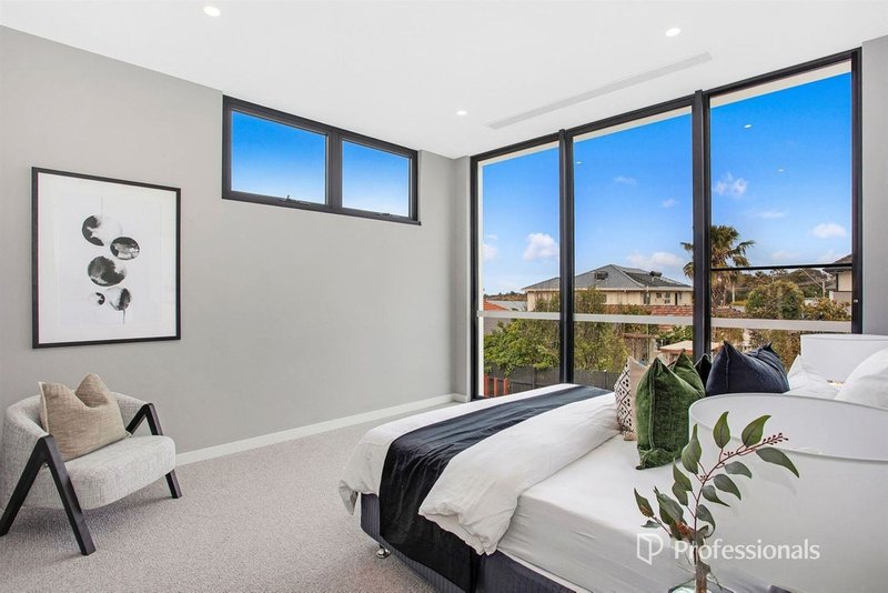 Photo - 1/51 Beach Road, Mentone VIC 3194 - Image 15