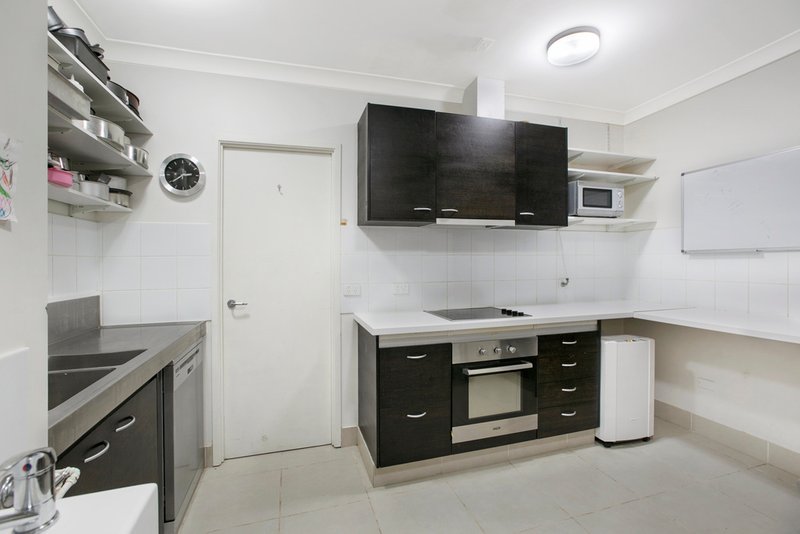 Photo - 15/1 Celestial Court, Carina QLD 4152 - Image 5