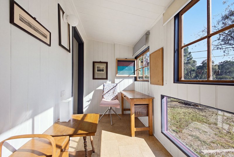 Photo - 151 Chifley Road, Lithgow NSW 2790 - Image 5