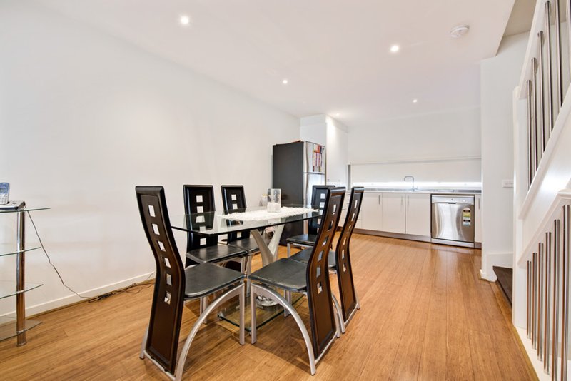 15/1 Clearwater Rise Pde , Truganina VIC 3029