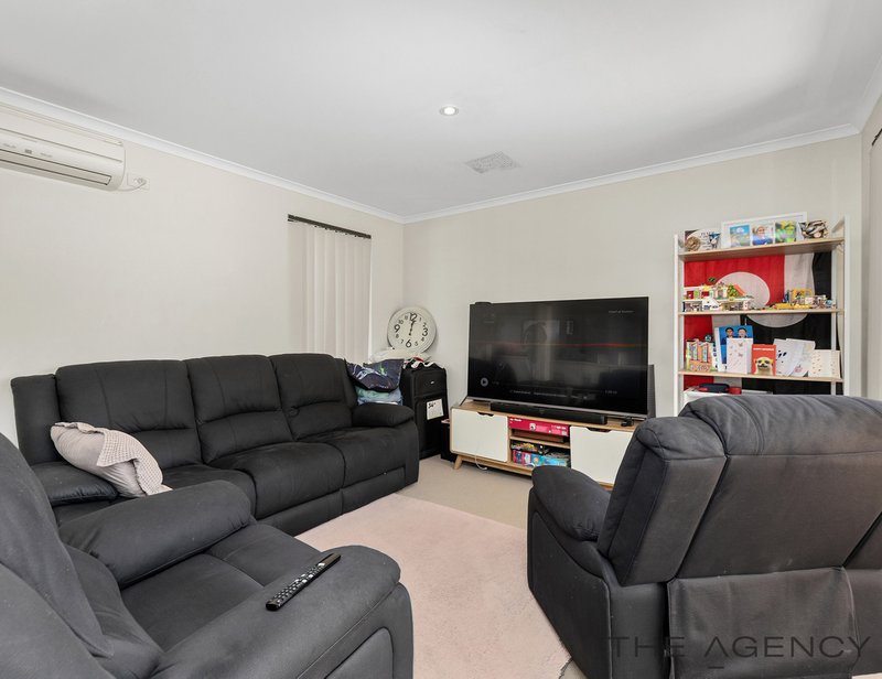 Photo - 15/1 Coojong Link, Success WA 6164 - Image 11