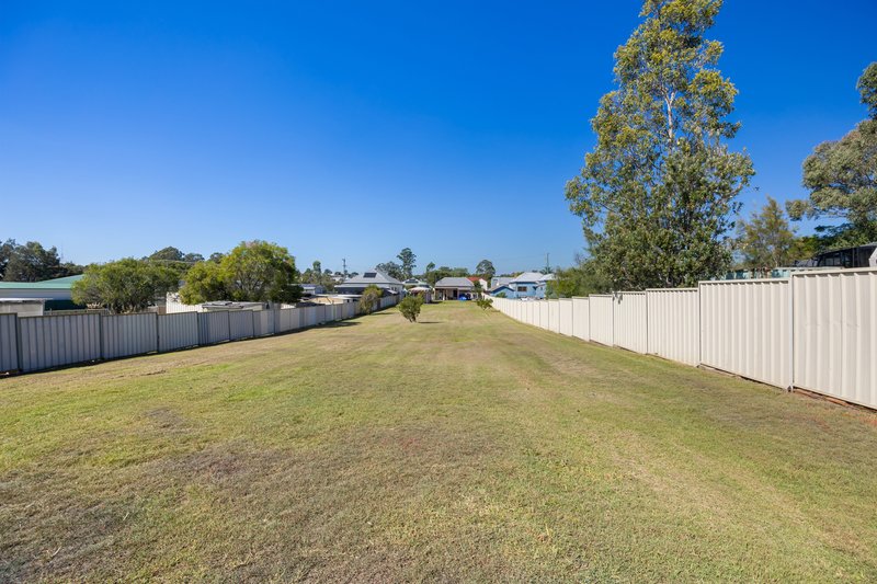 Photo - 151 Deakin Street, Kurri Kurri NSW 2327 - Image 7