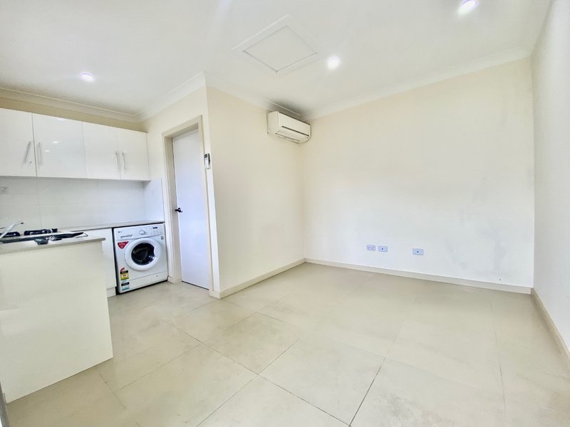 Photo - 1/51 Eldon Street, Riverwood NSW 2210 - Image 3