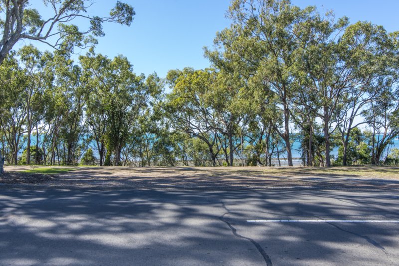 Photo - 151 Esplanade , Point Vernon QLD 4655 - Image 17