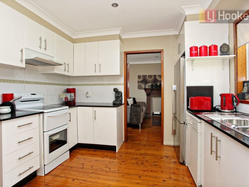 Photo - 151 Frederick Street, Lalor Park NSW 2147 - Image 2