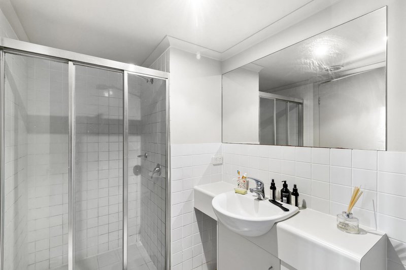 Photo - 15/1 Ijong Street, Braddon ACT 2612 - Image 10