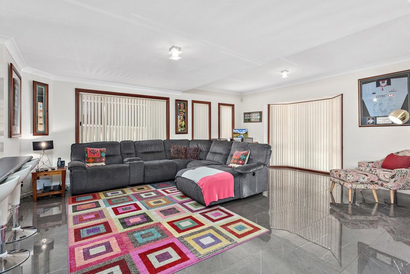 Photo - 151 Lake Entrance Road, Barrack Heights NSW 2528 - Image 4