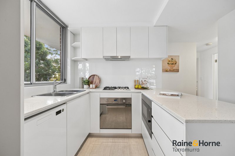 Photo - 15/1 Lamond Drive, Turramurra NSW 2074 - Image 2