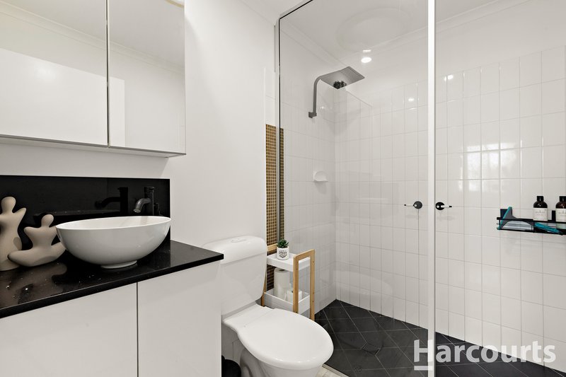 Photo - 15/1 Mariners Cove Drive, Dudley Park WA 6210 - Image 9