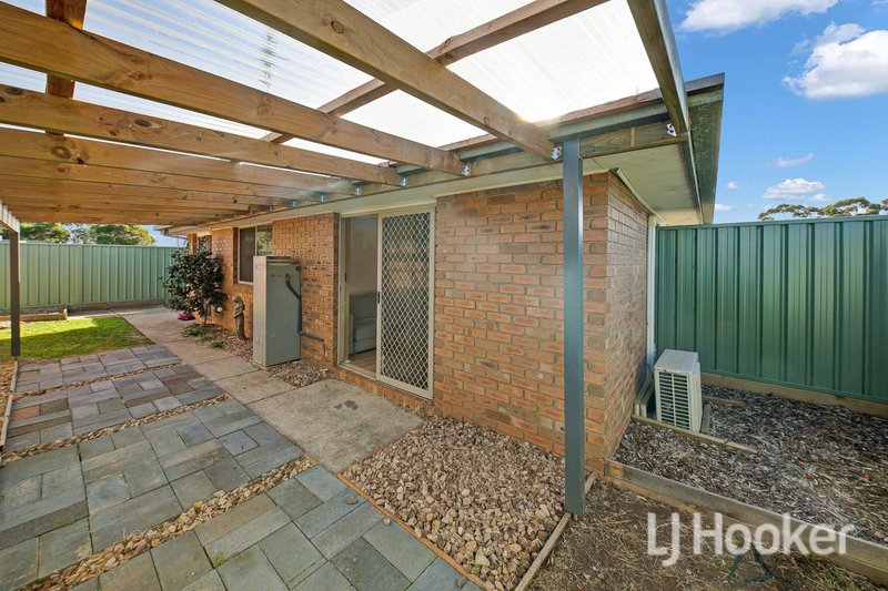 Photo - 1/51 Mckenzie Street, Melton VIC 3337 - Image 8